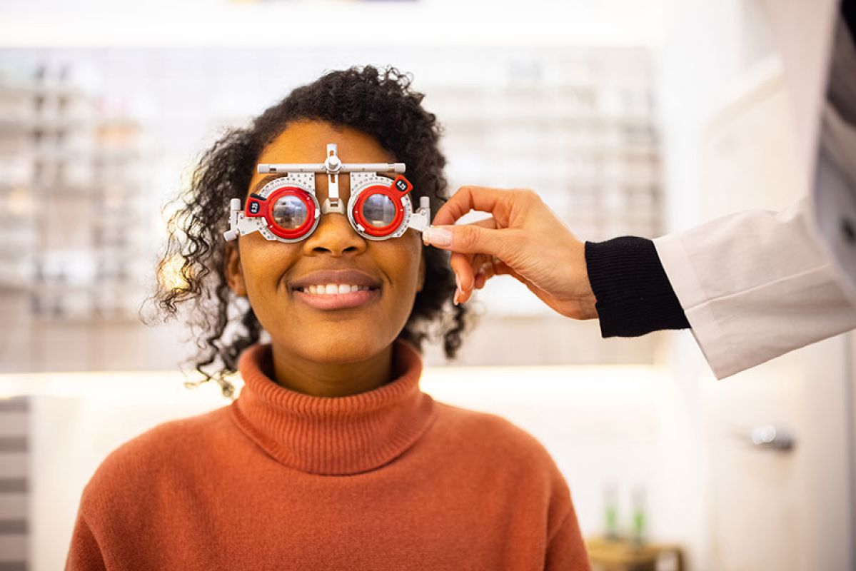 woman getting an eye test