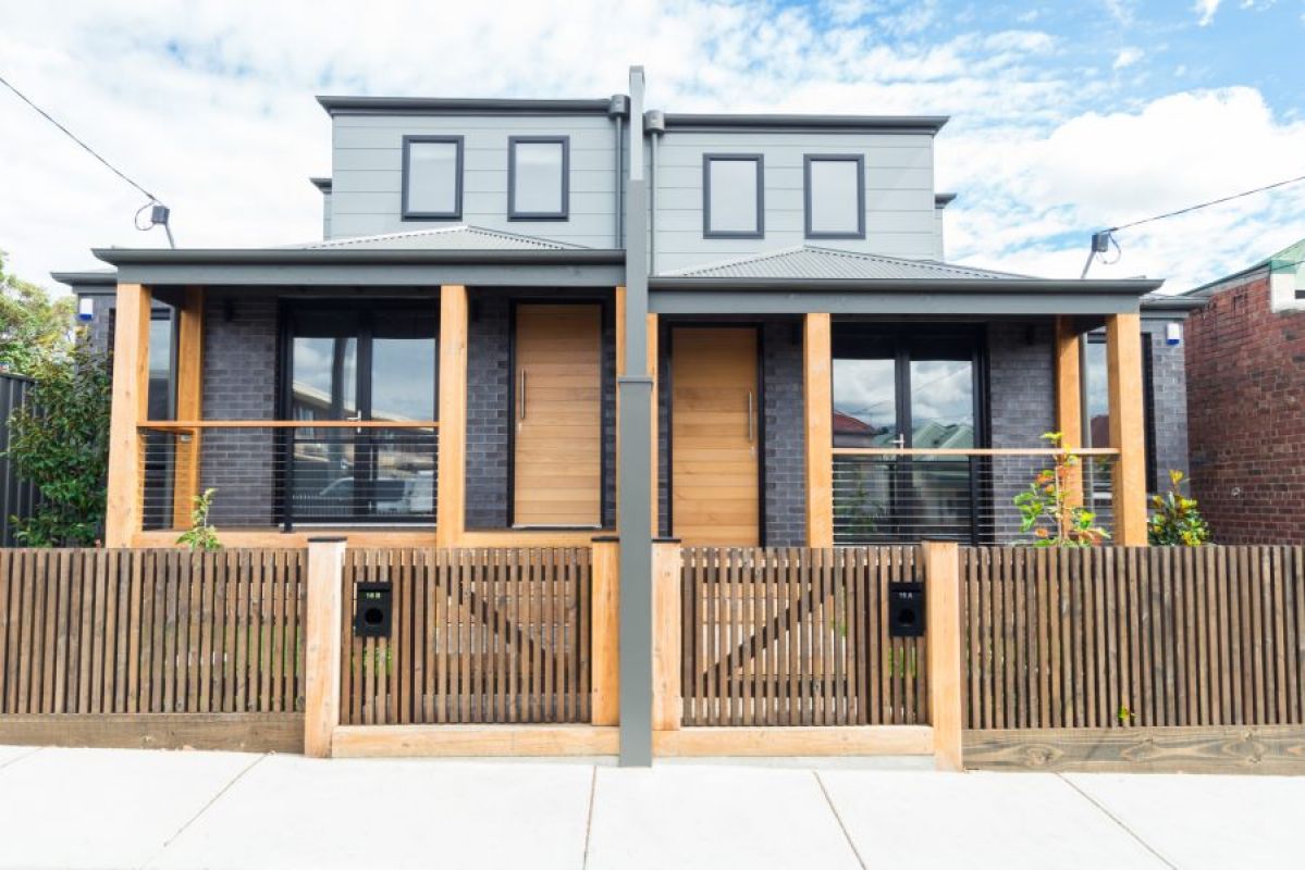 modern duplex house in Melbourne