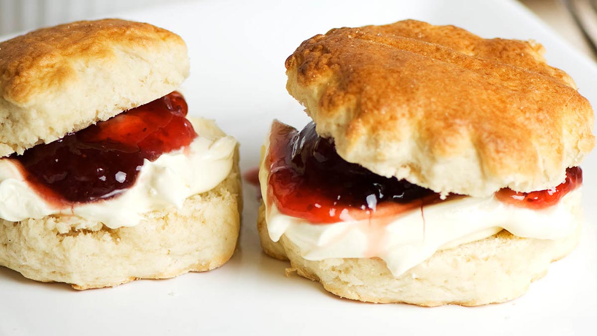 scones with jam and cream