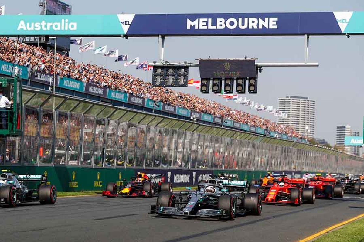 Formula One cars racing at the Australian Formula 1 Grand Prix