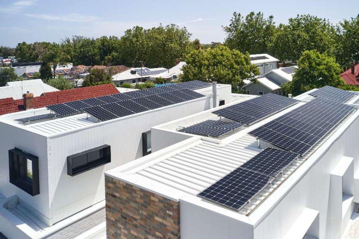 Fairfield-house-Solar-Panels-0899-900x600