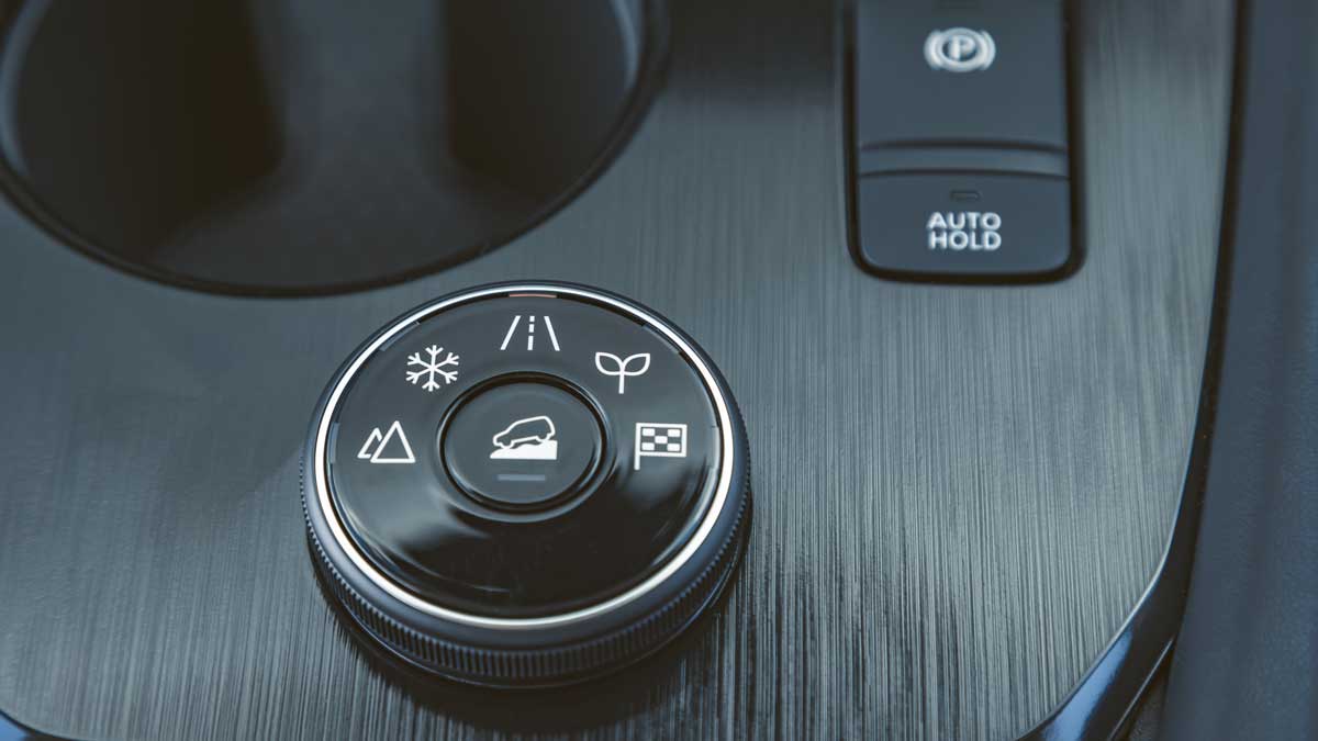 2023 Nissan X-Trail. push key