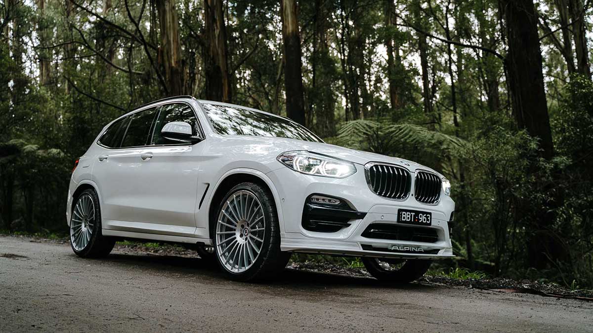 Front grill of the Alpina XD3