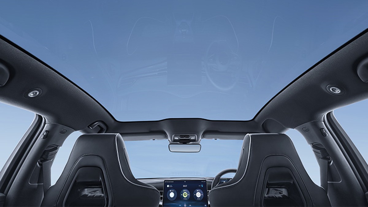 seal-moonroof-1200x675