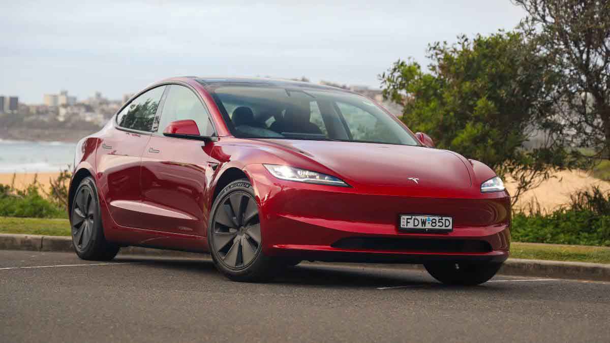 Tesla-Model-3-RWD-17-1200x675