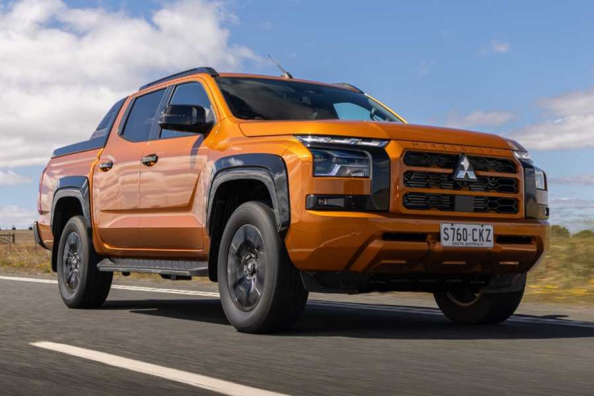 2024 Mitsubishi Triton GSR