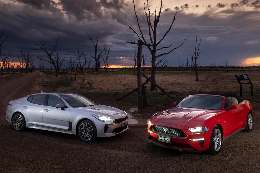 Kia Stinger Vs Mustang