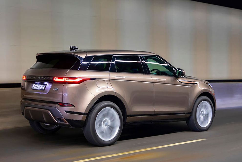 Explore Land Rover reviews - Car advice, reviews and guides | RACV