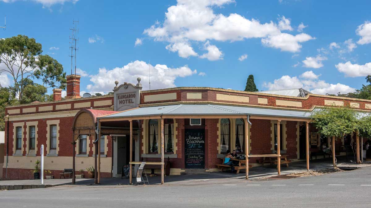 Kangaroo Hotel
