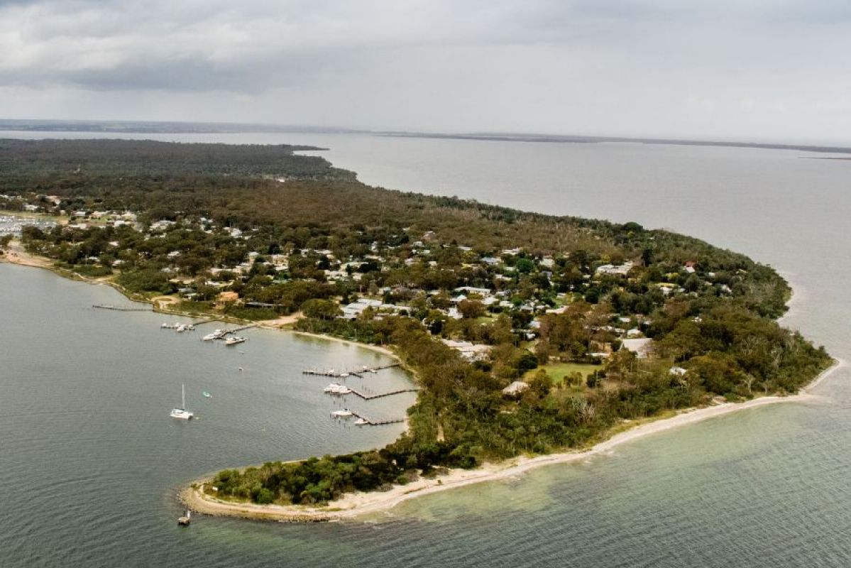 An aerial shot of Raymond Island