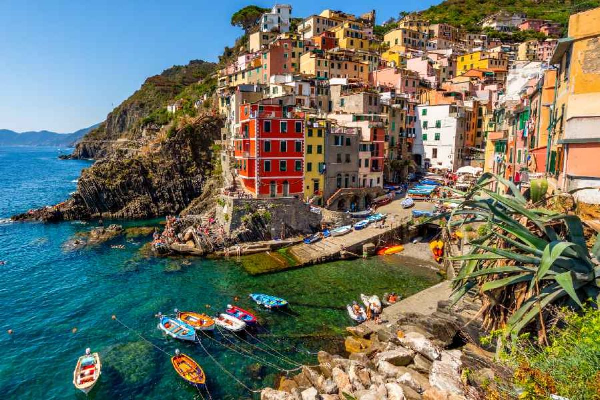 Riomaggiore town, Cinque Terre
