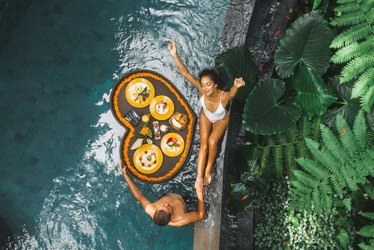 romantic couple in Bali