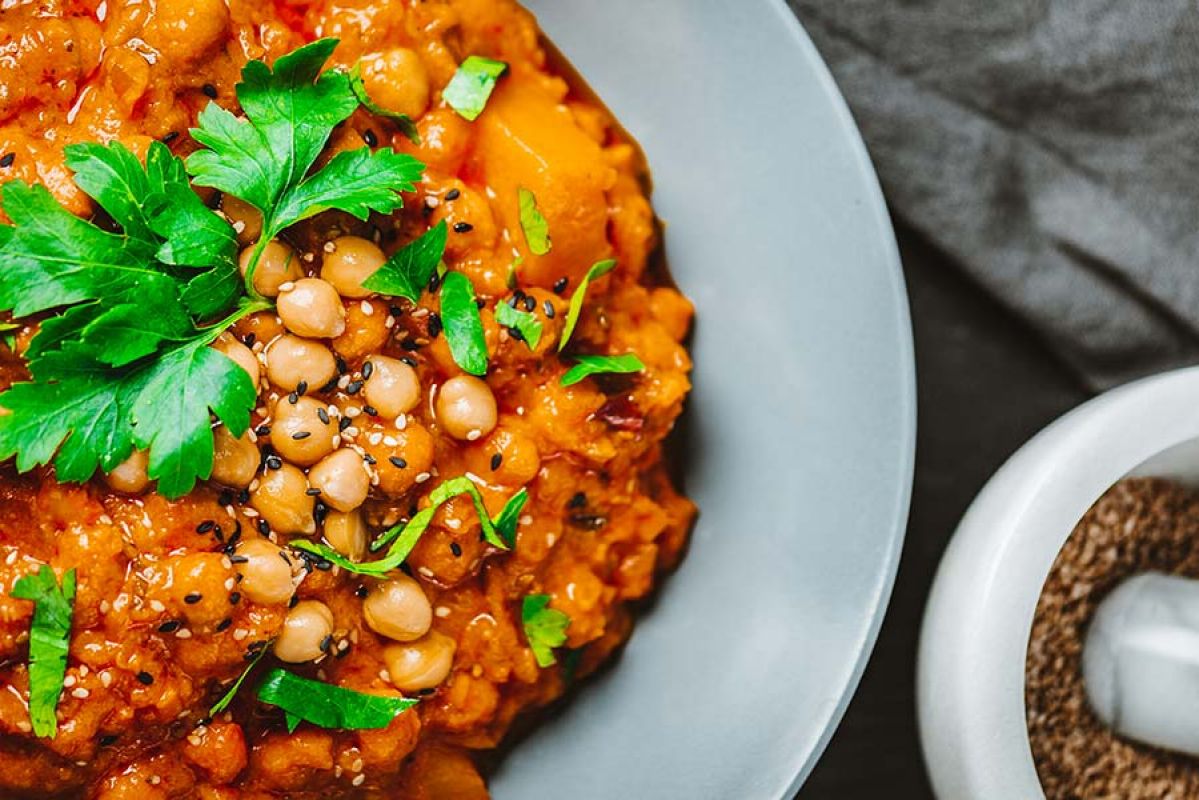 Vegetable tagine plated up 