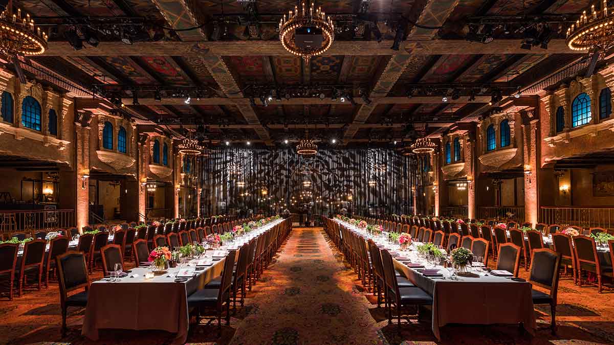 1200x675Plaza-Ballroom-Dinner