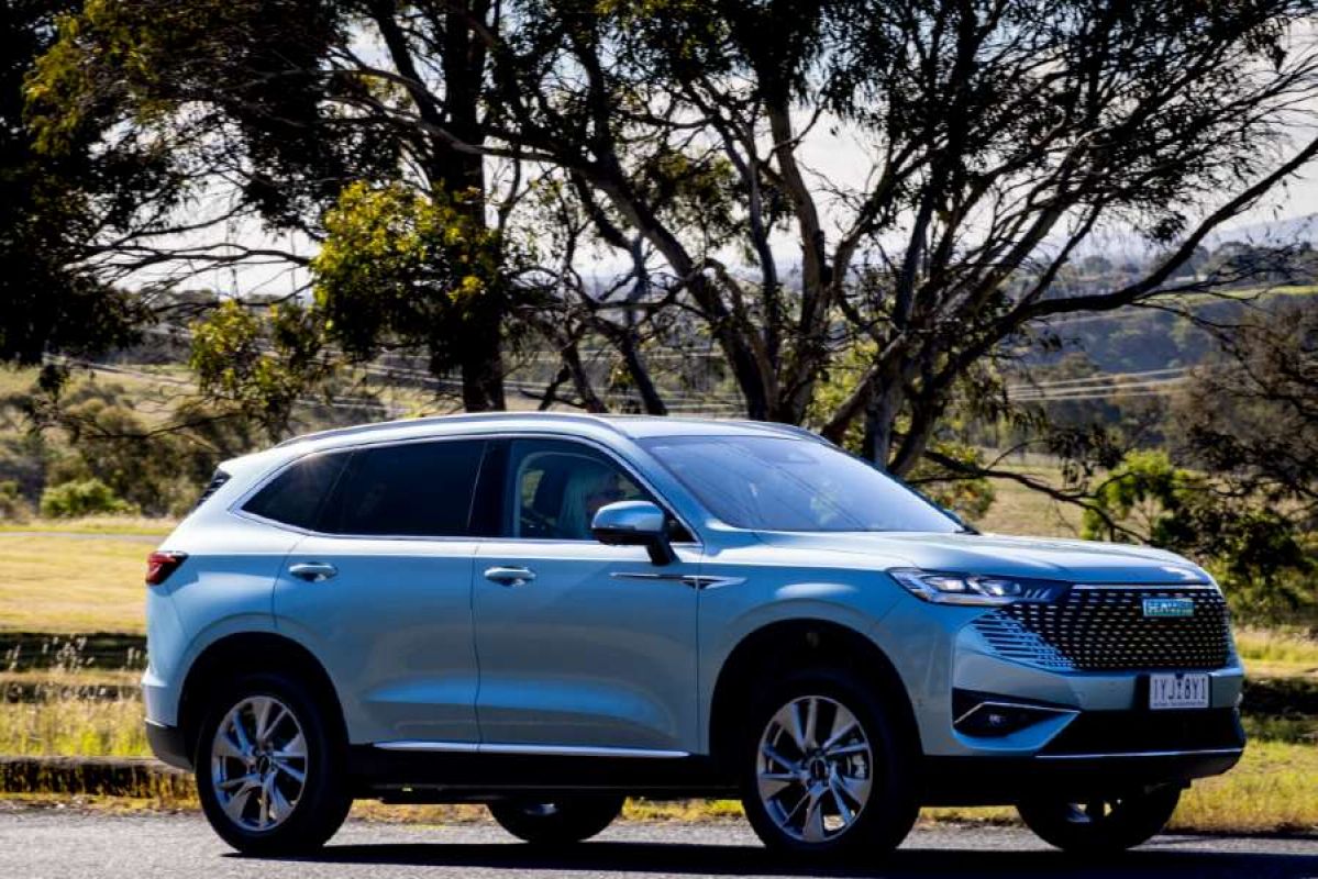 2024 Haval H6 parked outside
