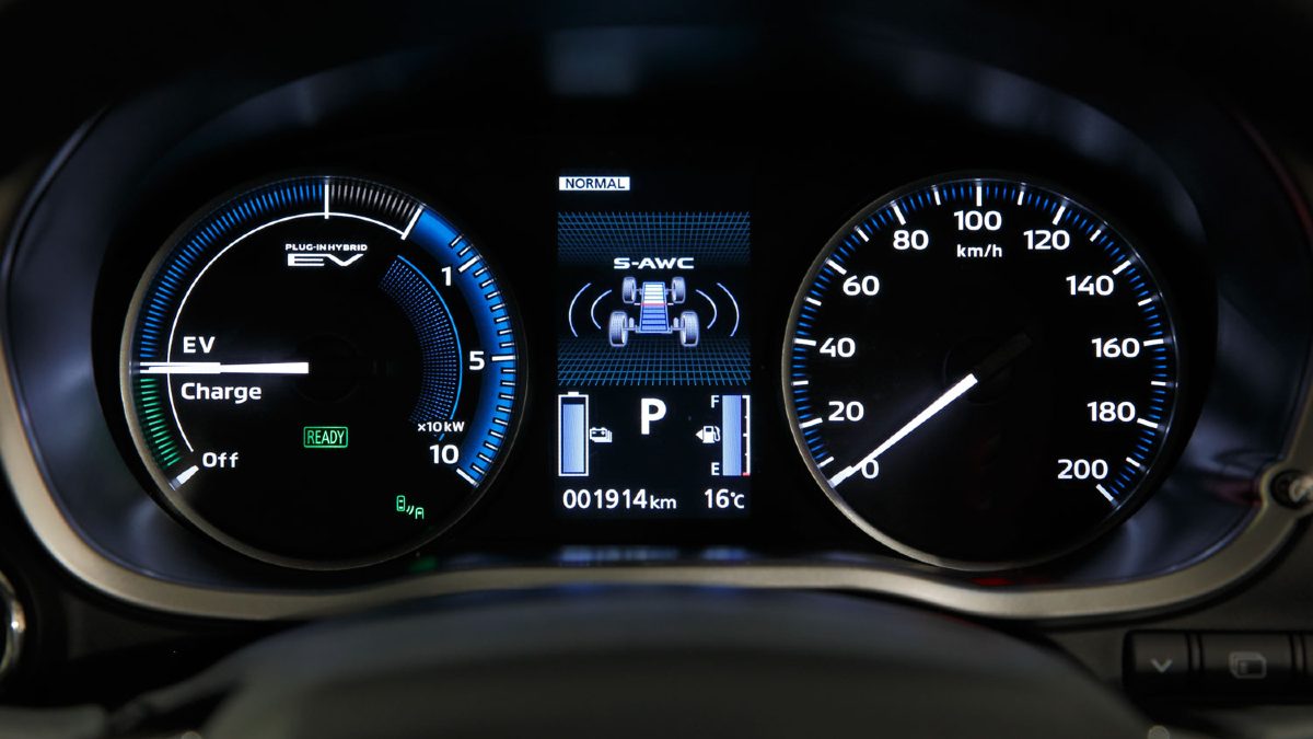 The odometer and driver display for the Mitsubishi Eclipse Cross Aspire PHEV 2024