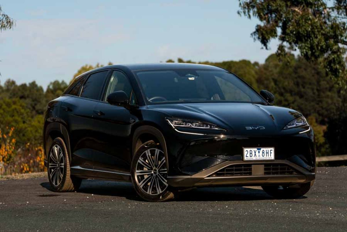 BYD Sealion 7 parked