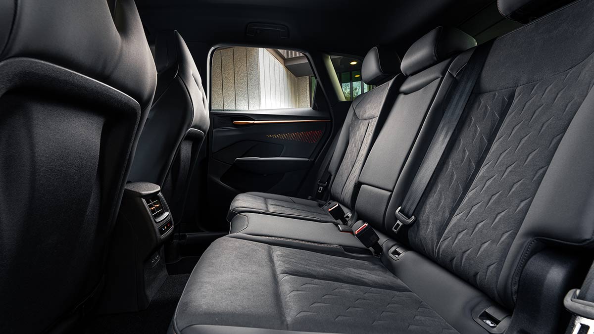 Grey rear seat area of Cupra Terramar S medium SUV