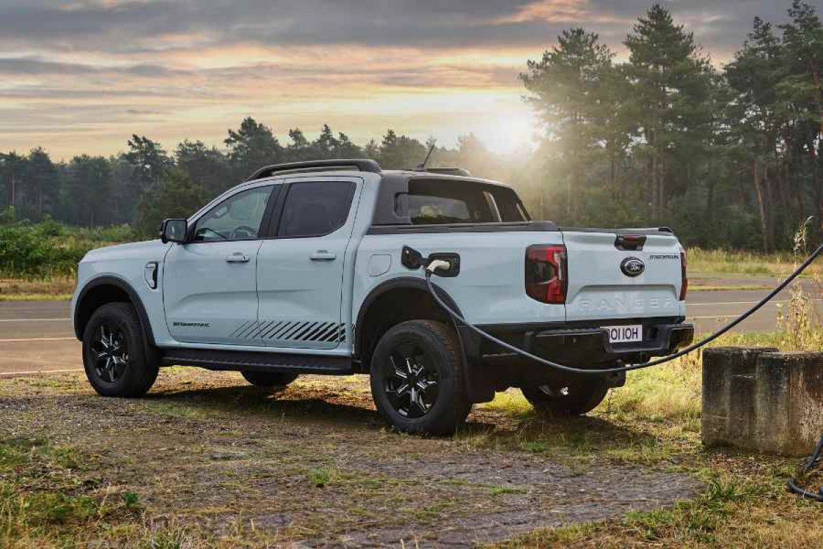 2025 Ford Ranger PHEV confirmed for Australia