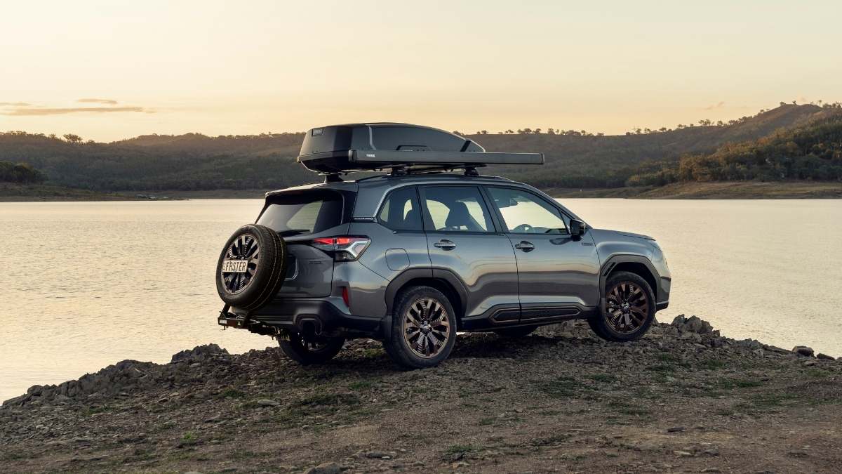 Subaru Forester Hybrid option wheel