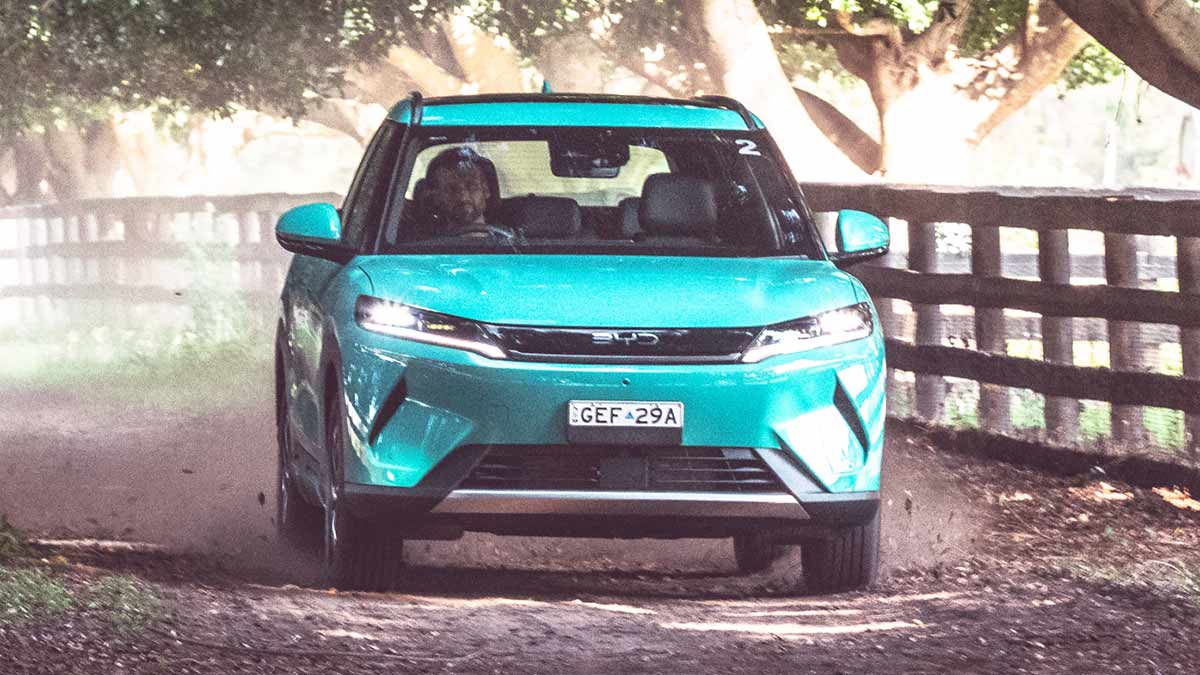 The BYD Atto 2 DM-i has LED daytime running lights as well as an integrated grille for engine cooling