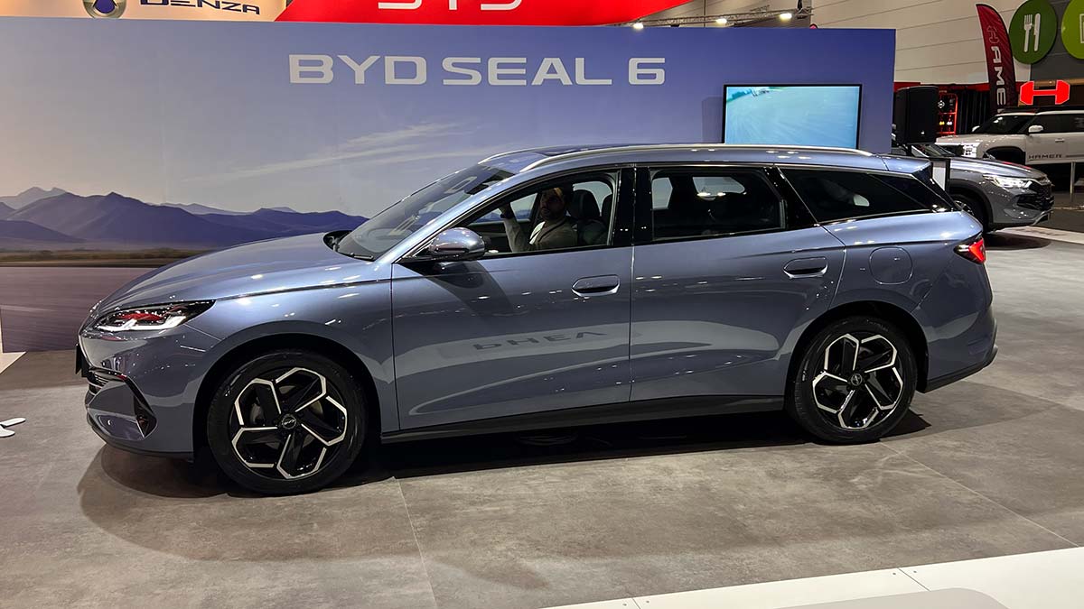 Side profile shot of Atlantis Grey metallic BYD Seal 6 Touring wagon at Melbourne motor show.