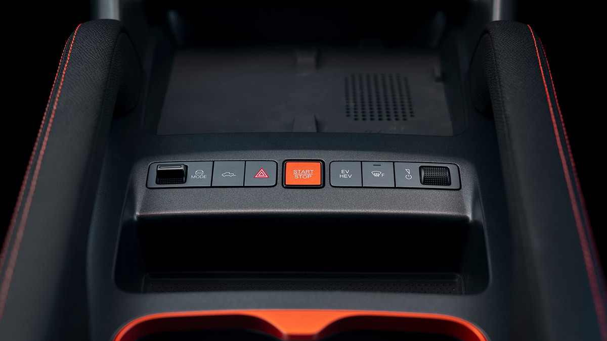 Centre console of BYD Shark 6 Performance with single row of buttons as part of new minimalist design.