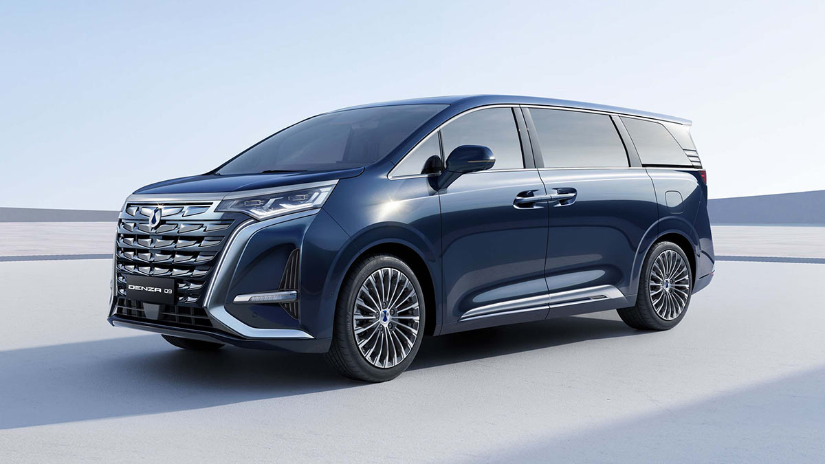 Studio image of blue Denza D9 luxury MPV with large chrome grille and long body with squared-off rear end.