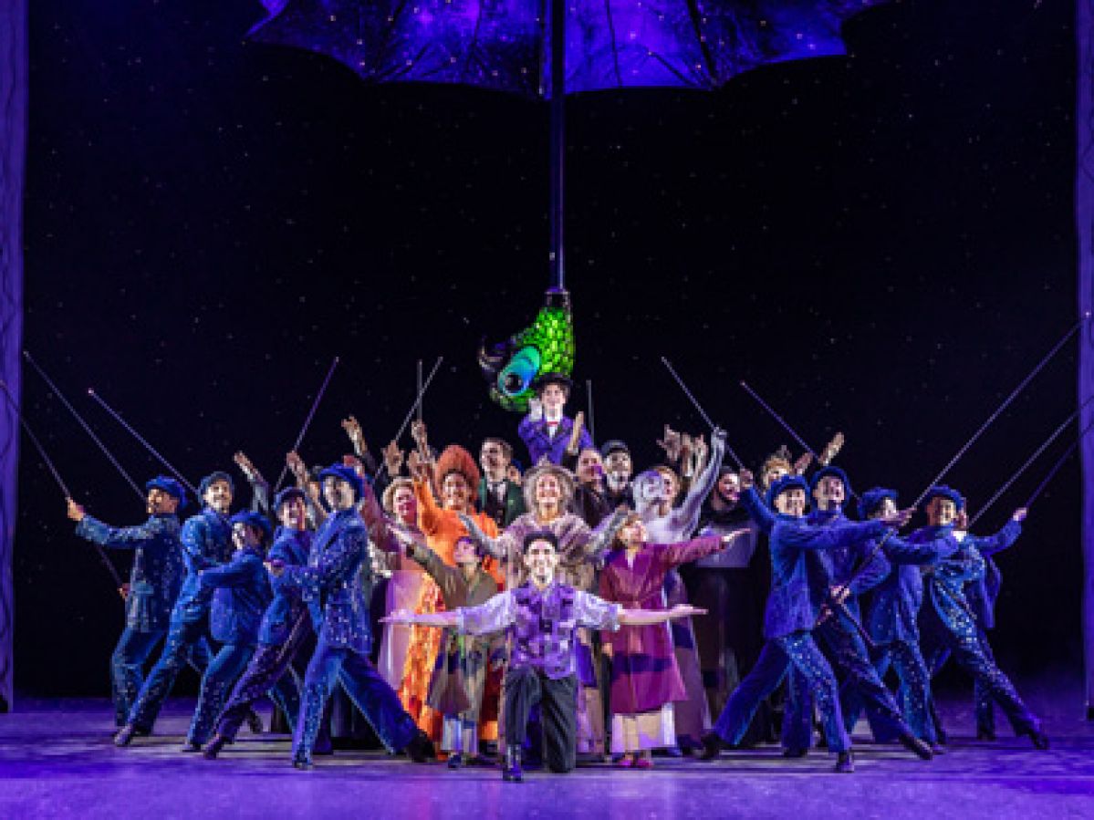 Cast of the Mary Poppins musical.