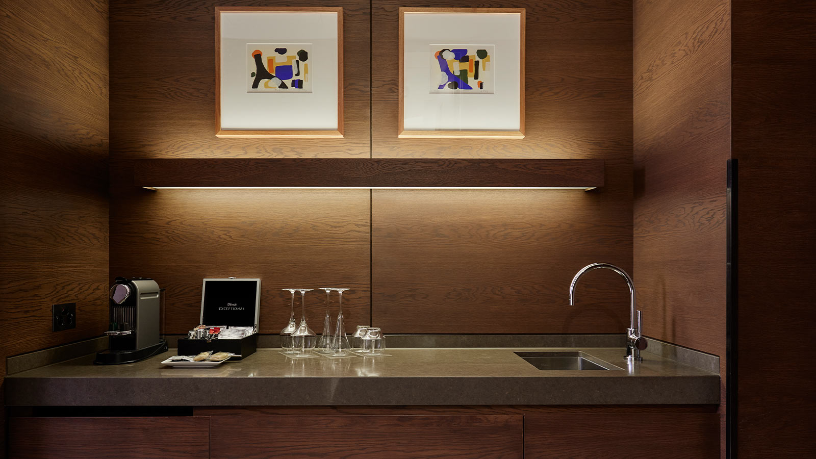 City club executive suite tea station.