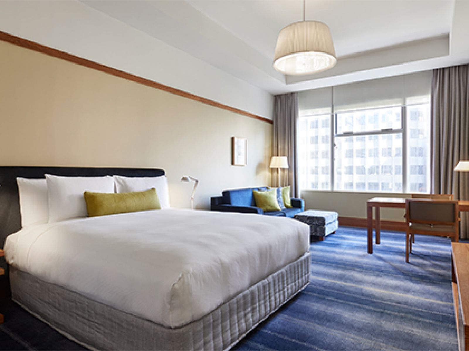 City club standard king room.