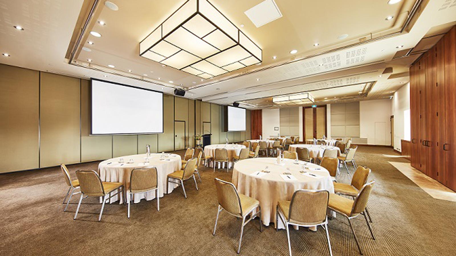 Day Coleman room set up with open round tables