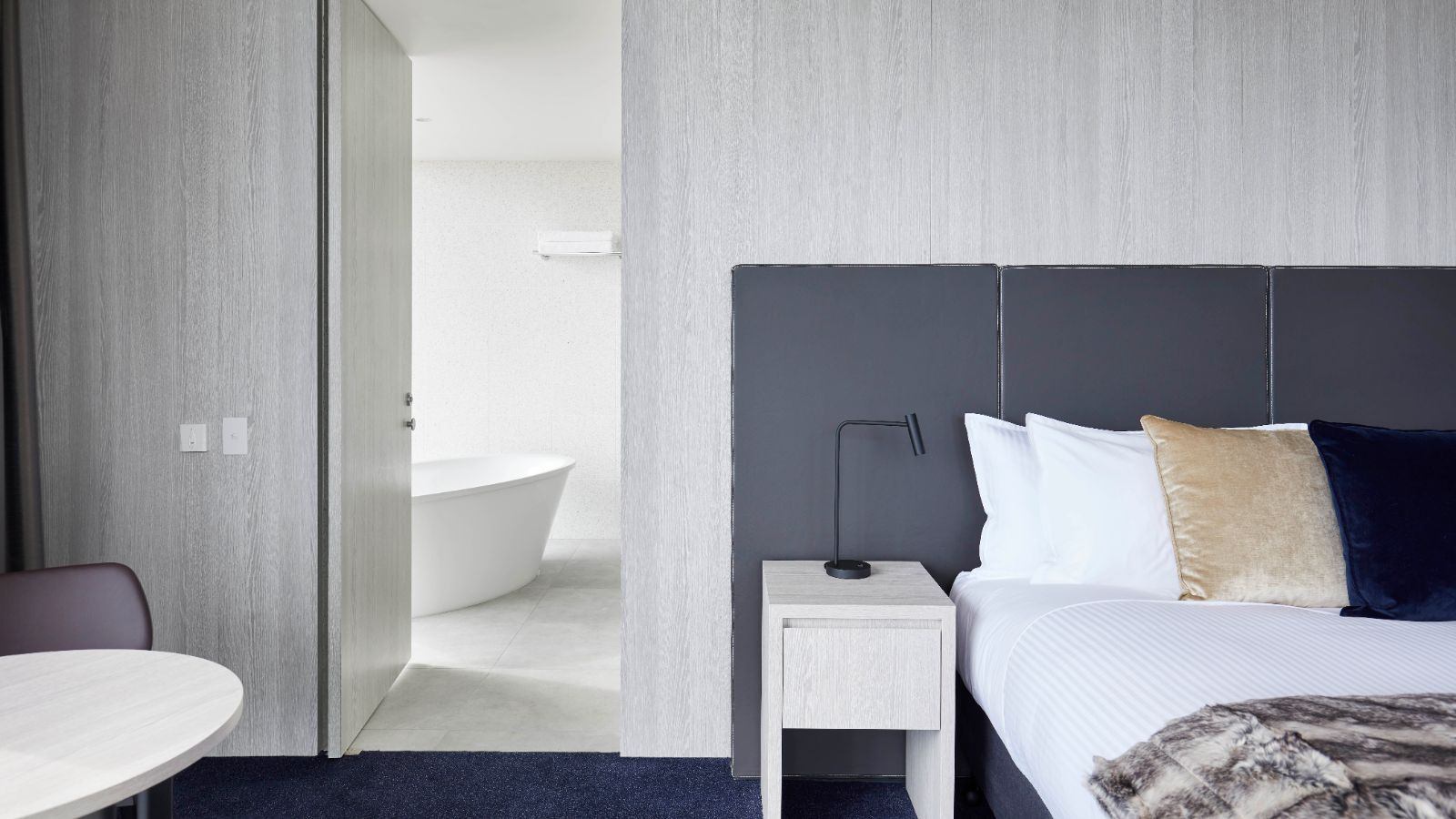 An interior view of the Deluxe Spa Room at Cape Schanck resort