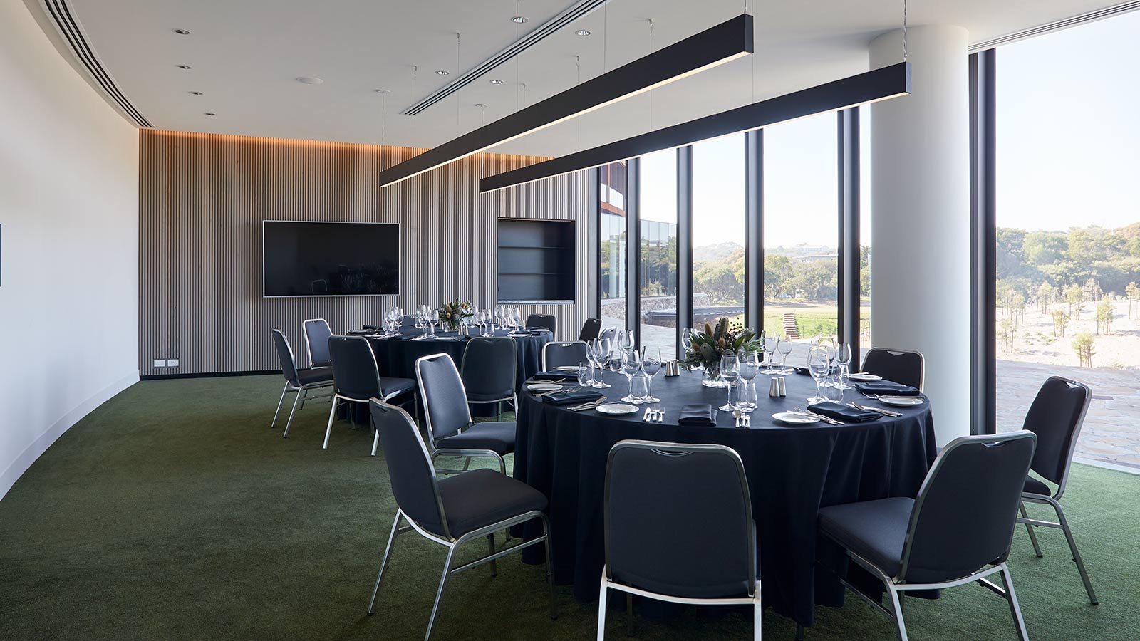 Flinders meeting room at RACV Cape Schanck Resort, set up cabaret style.