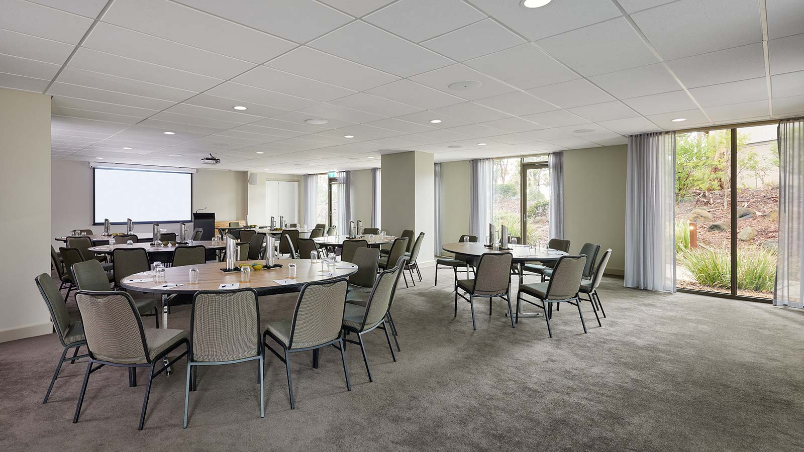 Banksia room at RACV Goldfields, set up cabaret style.