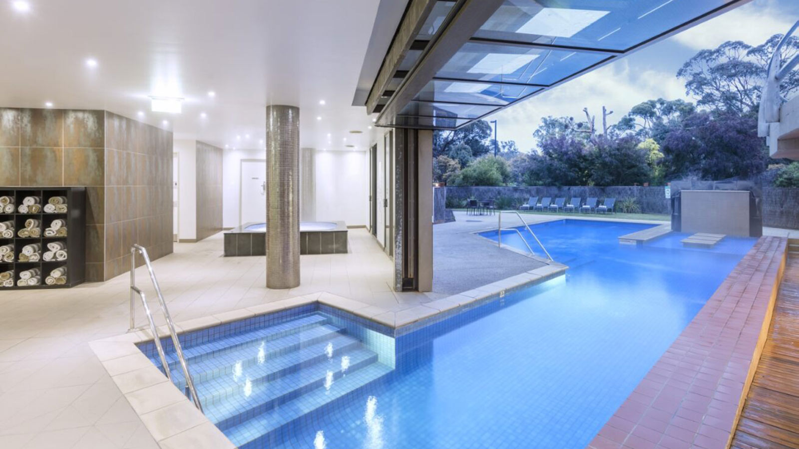 Pool at RACV Goldfields Resort.
