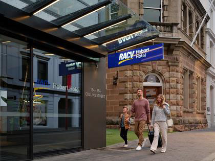 A family arriving at the RACV Hobart Hotel.