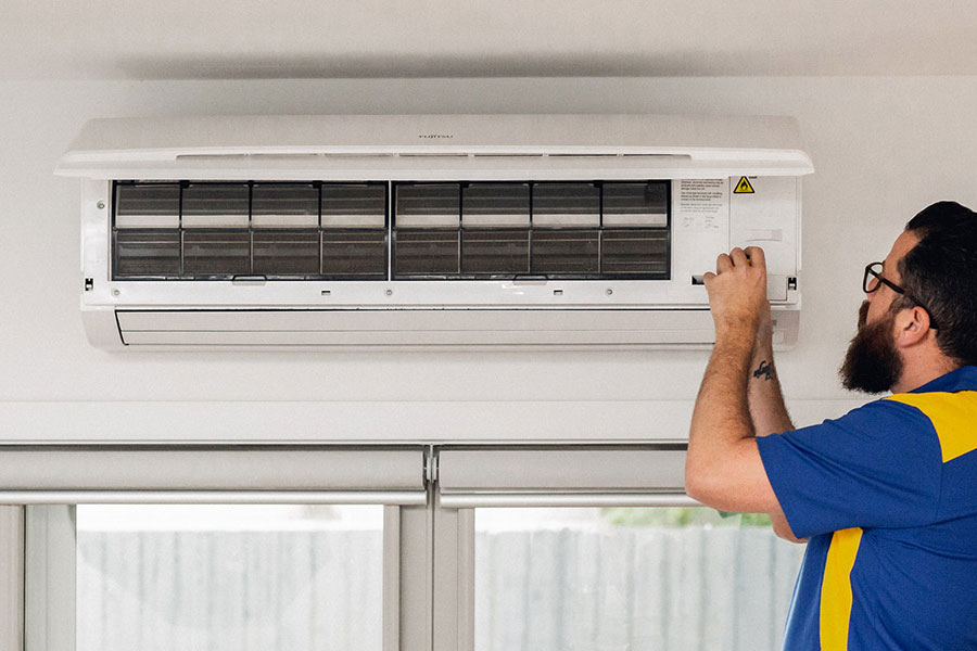 Air conditioner servicing and maintenance: What you need to know | RACV