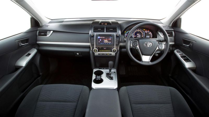 2011 Toyota Camry Hybrid Luxury Review - AnyAuto