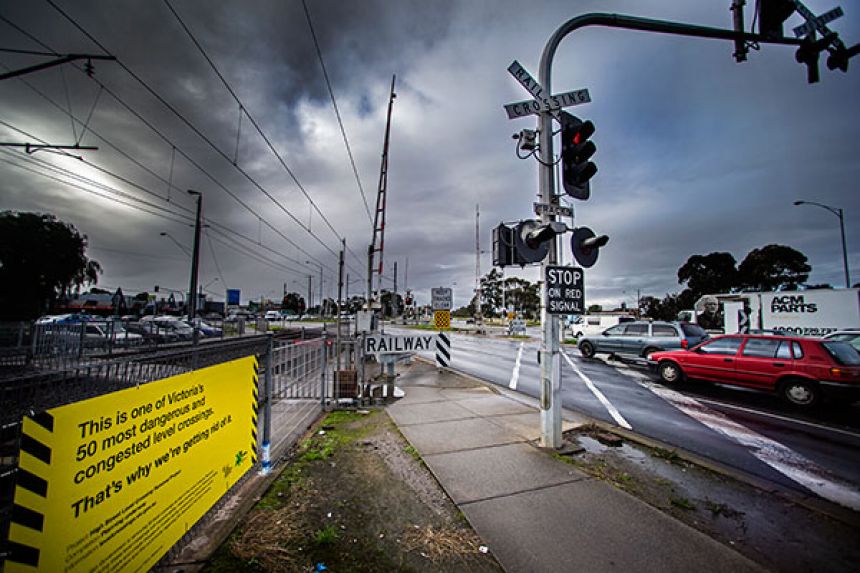level crossing causes some traffic delays