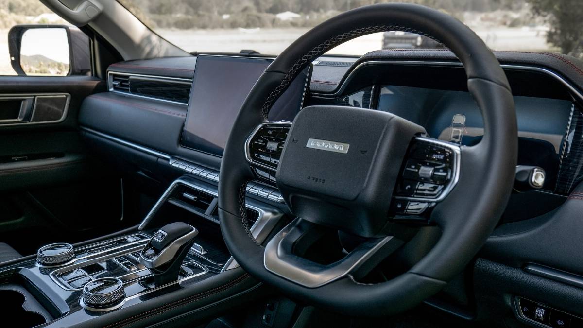 2025 Foton Tunland V9-S steering wheel