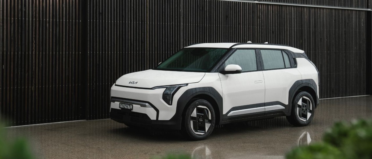 Kia EV3 Air hero