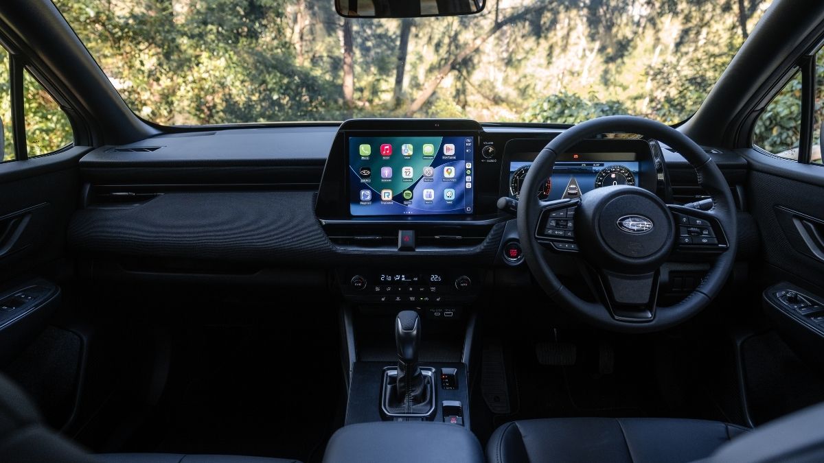 Subaru-Outback-cockpit