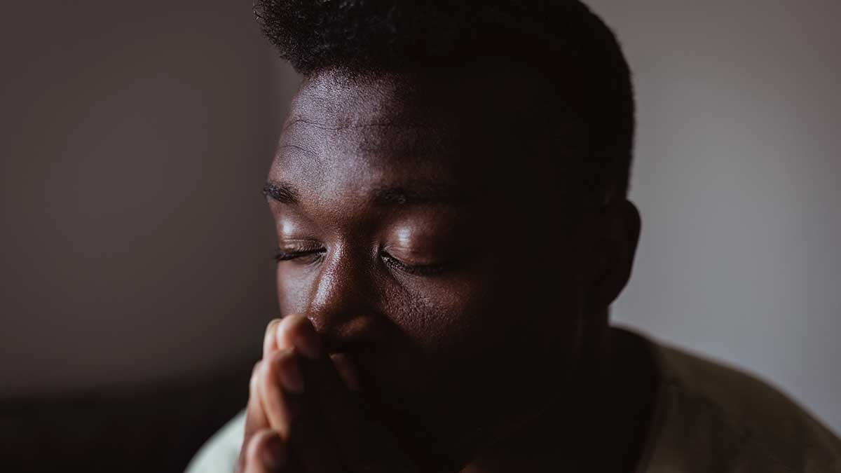 man having mental health issues