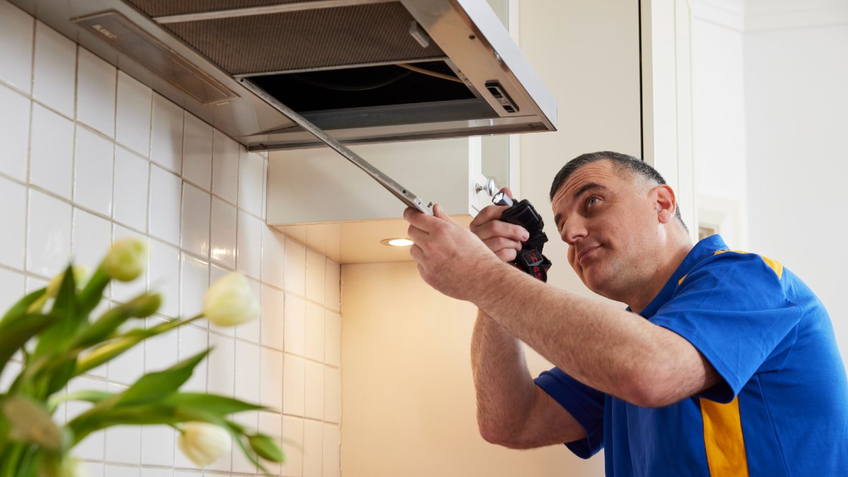 RACV tradie checking water meter