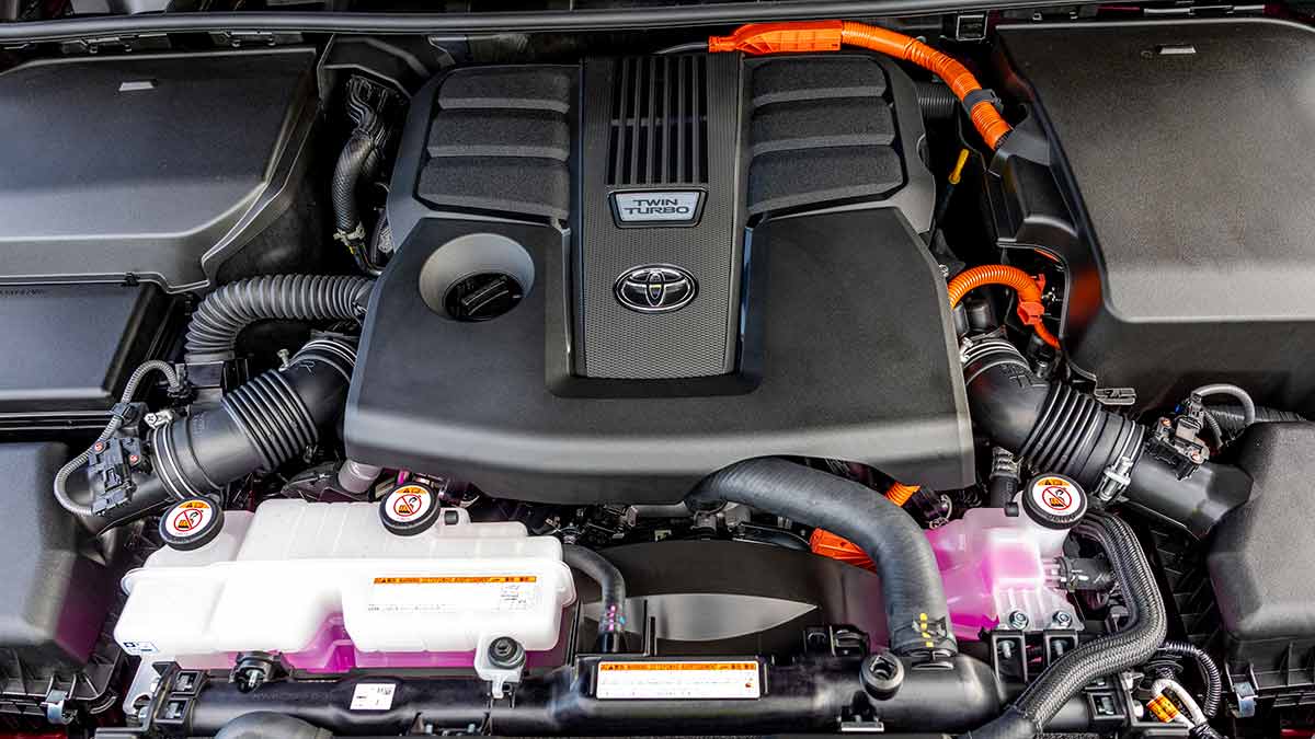 Hybrid powertrain underneath bonnet of Toyota LandCruiser Hybrid