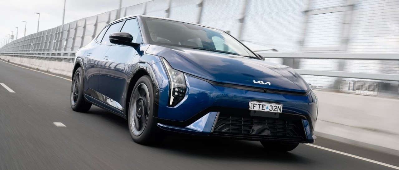 2026-Kia-EV4-GT-Line-Hero