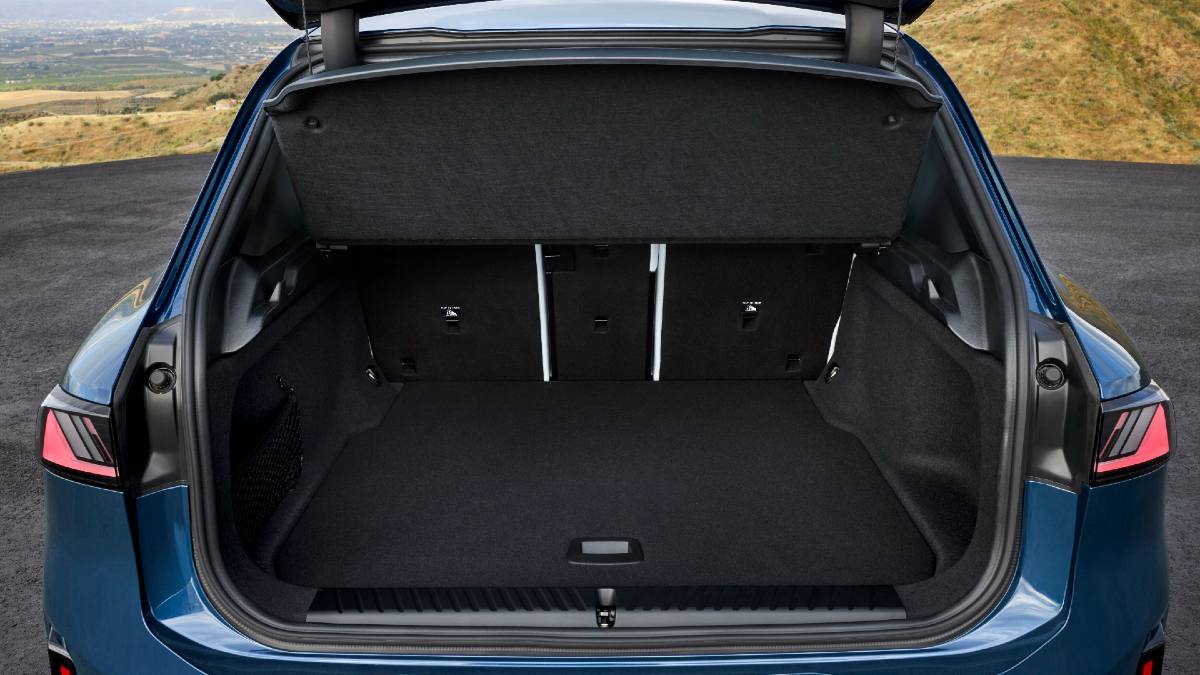 2026 BMW iX3 boot