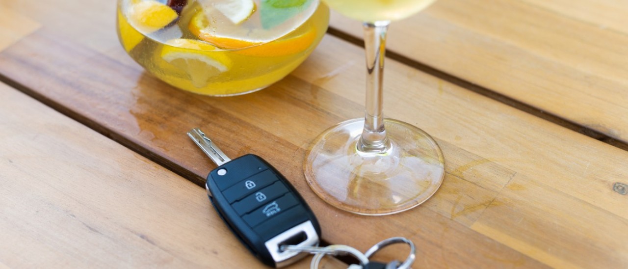 Drink Driving_Getty_1400x600 alcoholic drinks with car keys on table