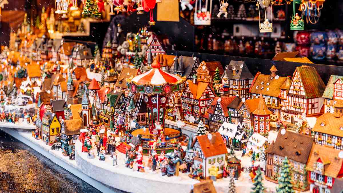 Christmas figurines at a market stall